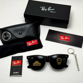 عینک آفتابی ریبن ویفرر شیشه سنگ مشکی که همراه پک کامل ریبن Rayban WAYFARER RB 2140 سایز 54