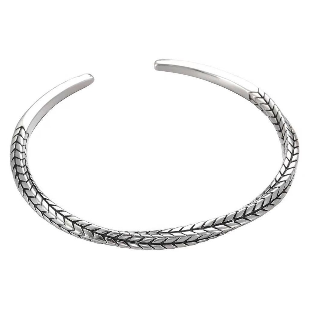 بنگل و دستبند استیل فری سایز در تنوع طرح رنگ کاملا ثابت کد ki (پس کرایه)