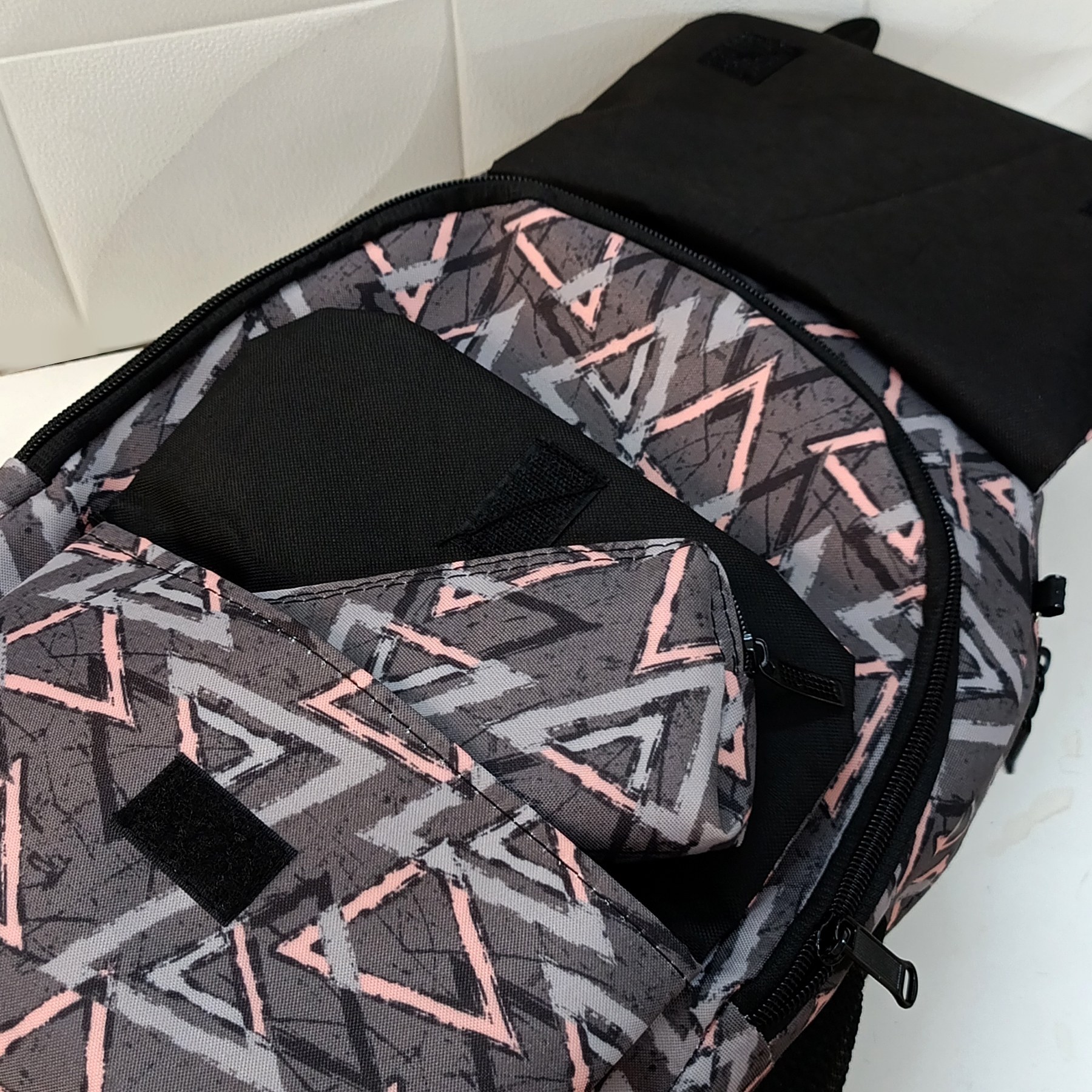 کیف مدرسه دخترانه مثلث طوسی Gray triangle باجامدادی