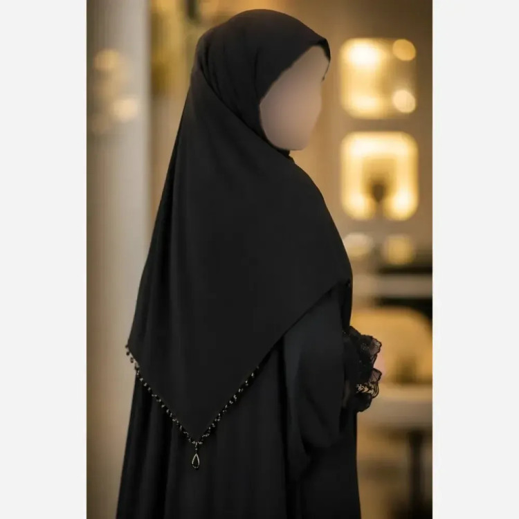 روسری مجلسی مشکی کرپ حریر با خرجکار ملیله آویز قواره 100