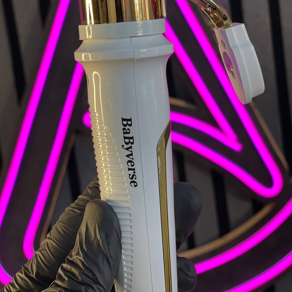 بابلیس حرفه ای سایز 32 گلد 1080درجه گرمایش جنس لوله تتانیوم میزان اسیب رسانی به پوست صفر قابلیت تنظیم دما