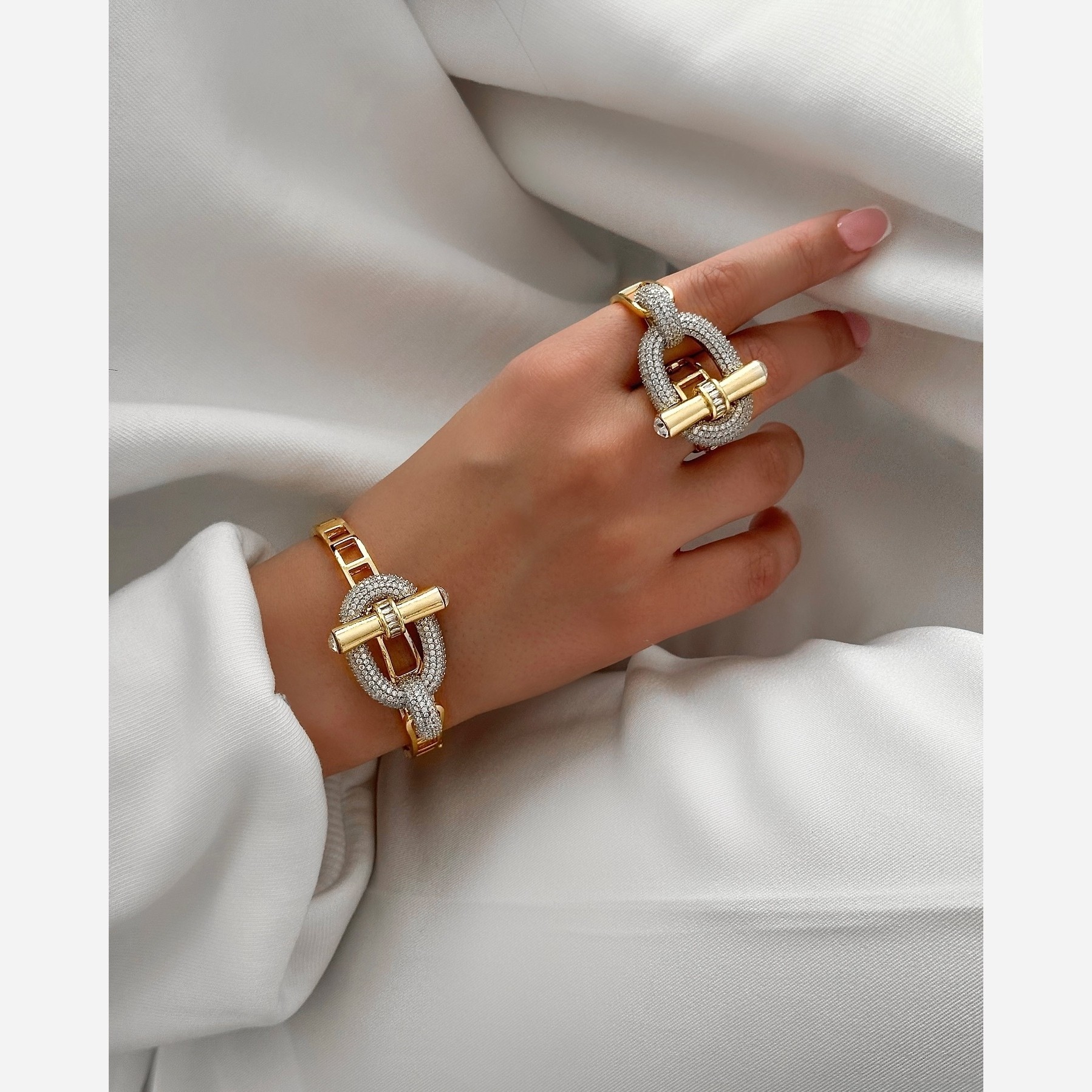 ست دستبند و انگشتر هرمس