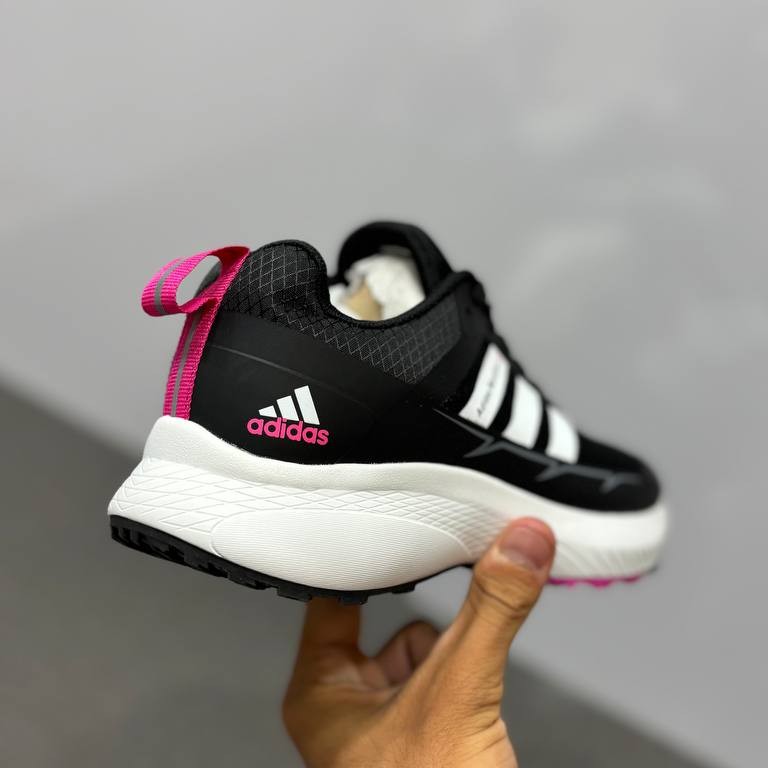 کتونی ادیداس زنانه مدل ماراتن x