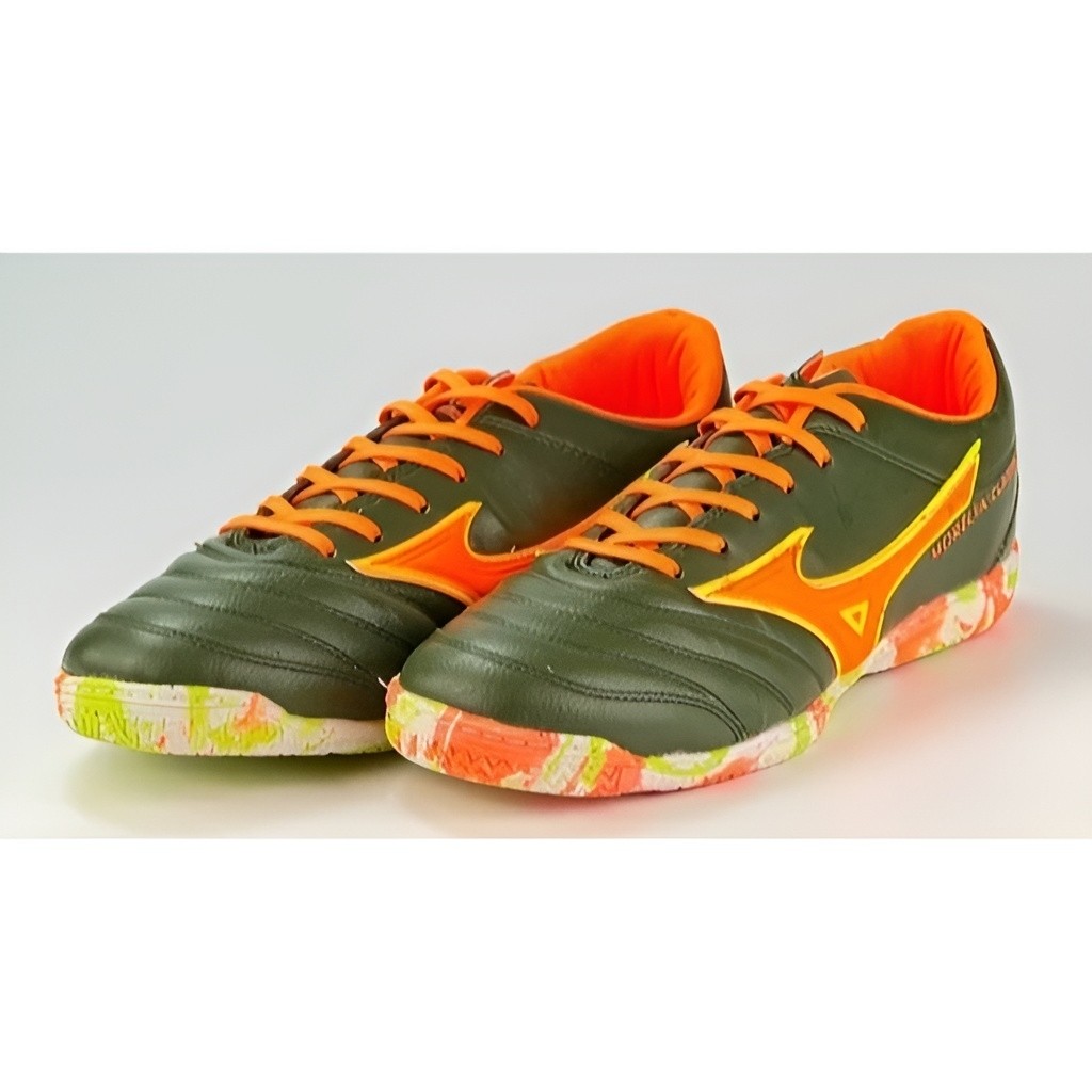 کفش فوتسال سالنی اعلا مارک میزانو سایز 35 تا 48 (ارسال رایگان و خرید قسطی)