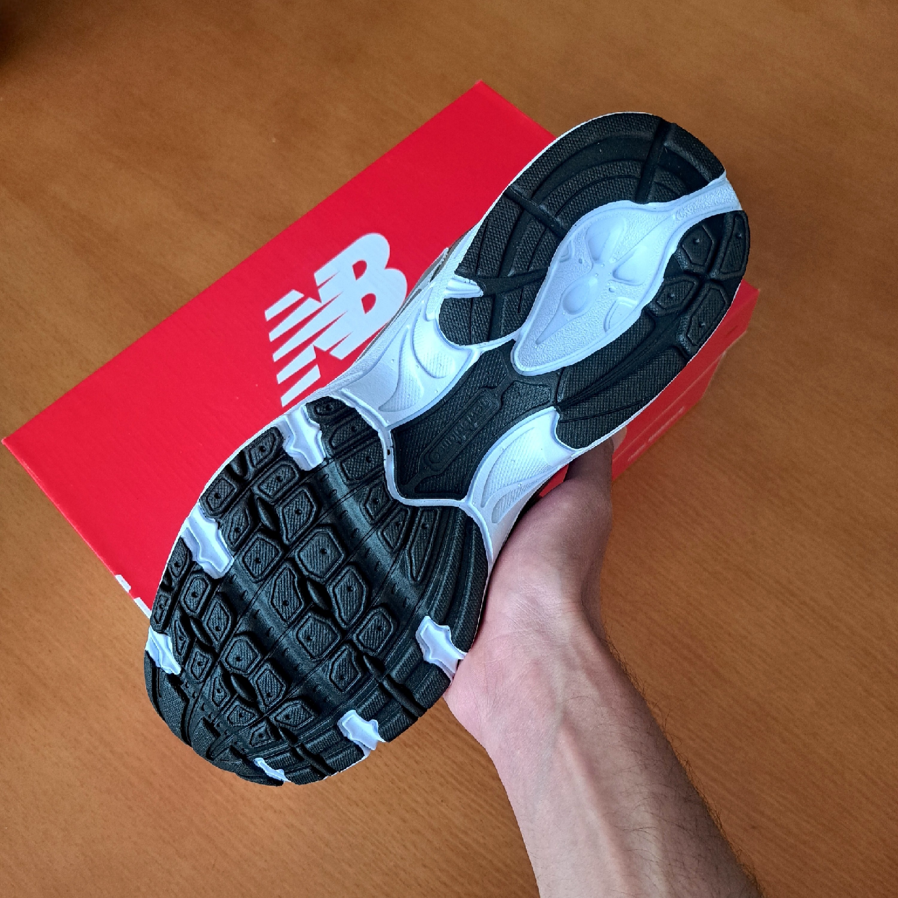 کفش مردانه نیوبالانس 530 ( ست مردانه و زنانه )